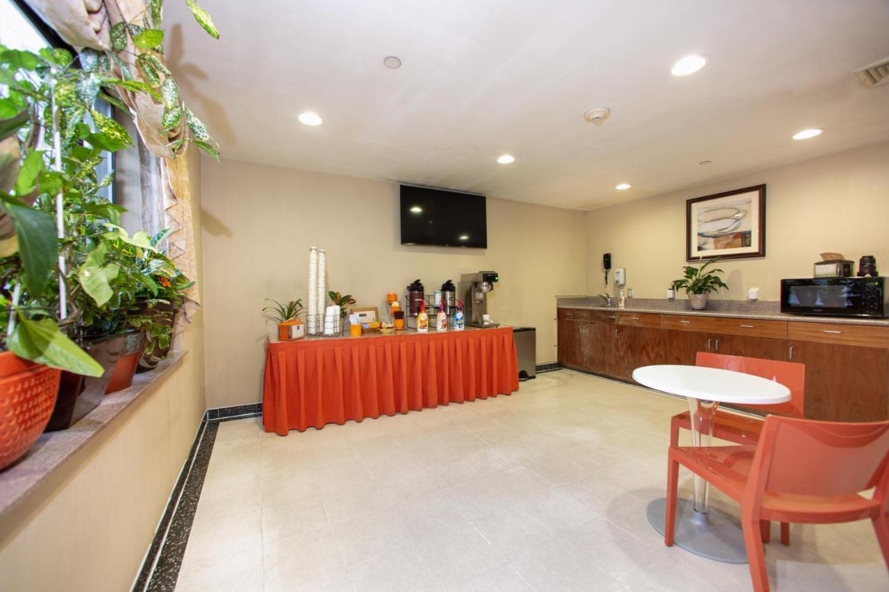 Hotel Le Jolie Нью-Йорк Экстерьер фото